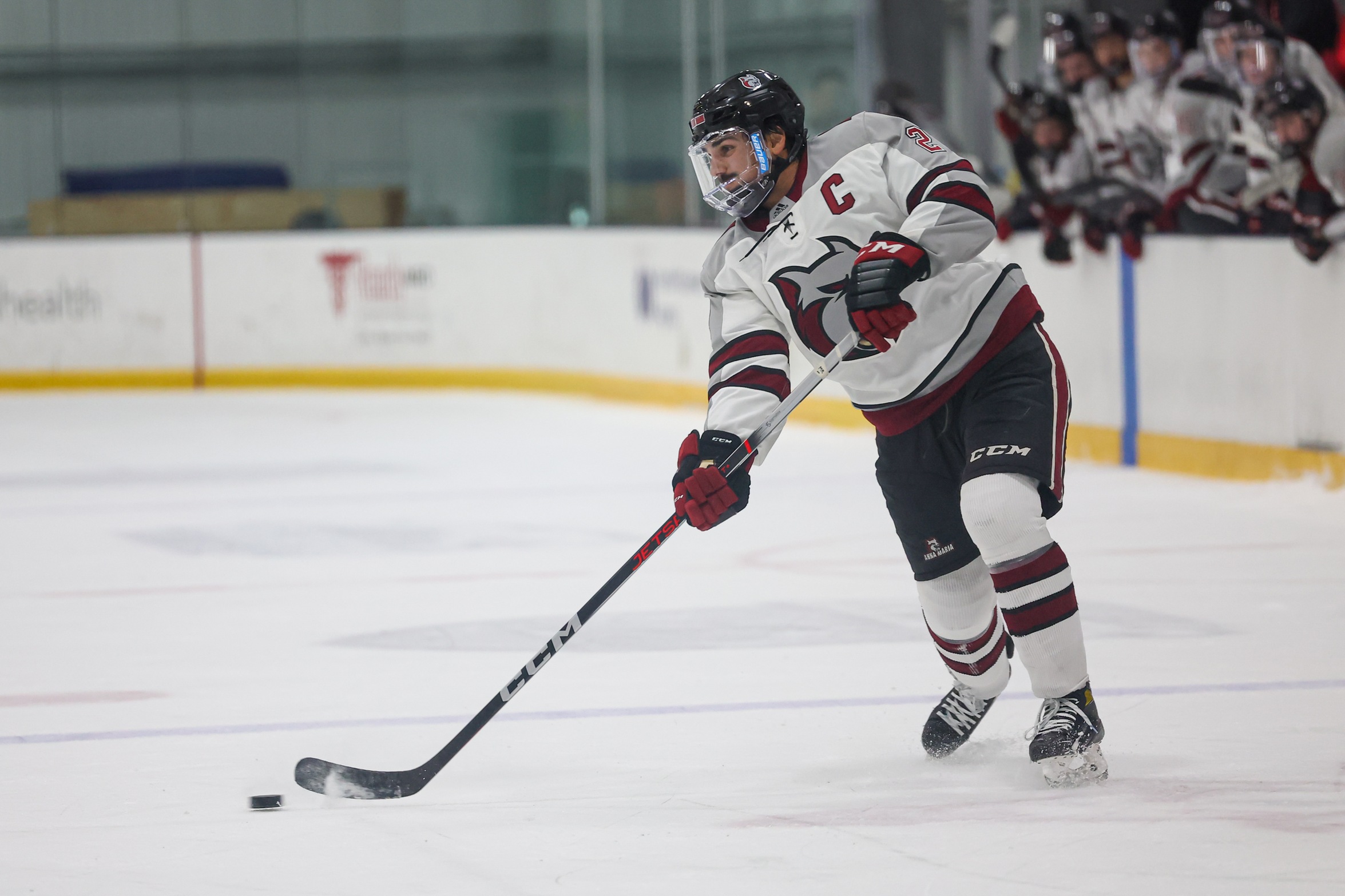 Men’s Hockey Topples Division 1 Stonehill 4-2 On the Road