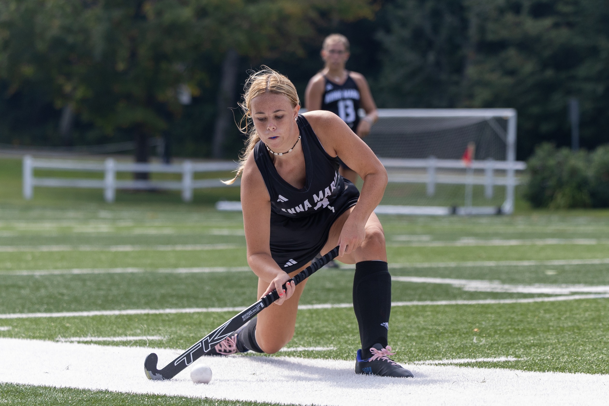 Field Hockey Gives Up Lead to Bluejays