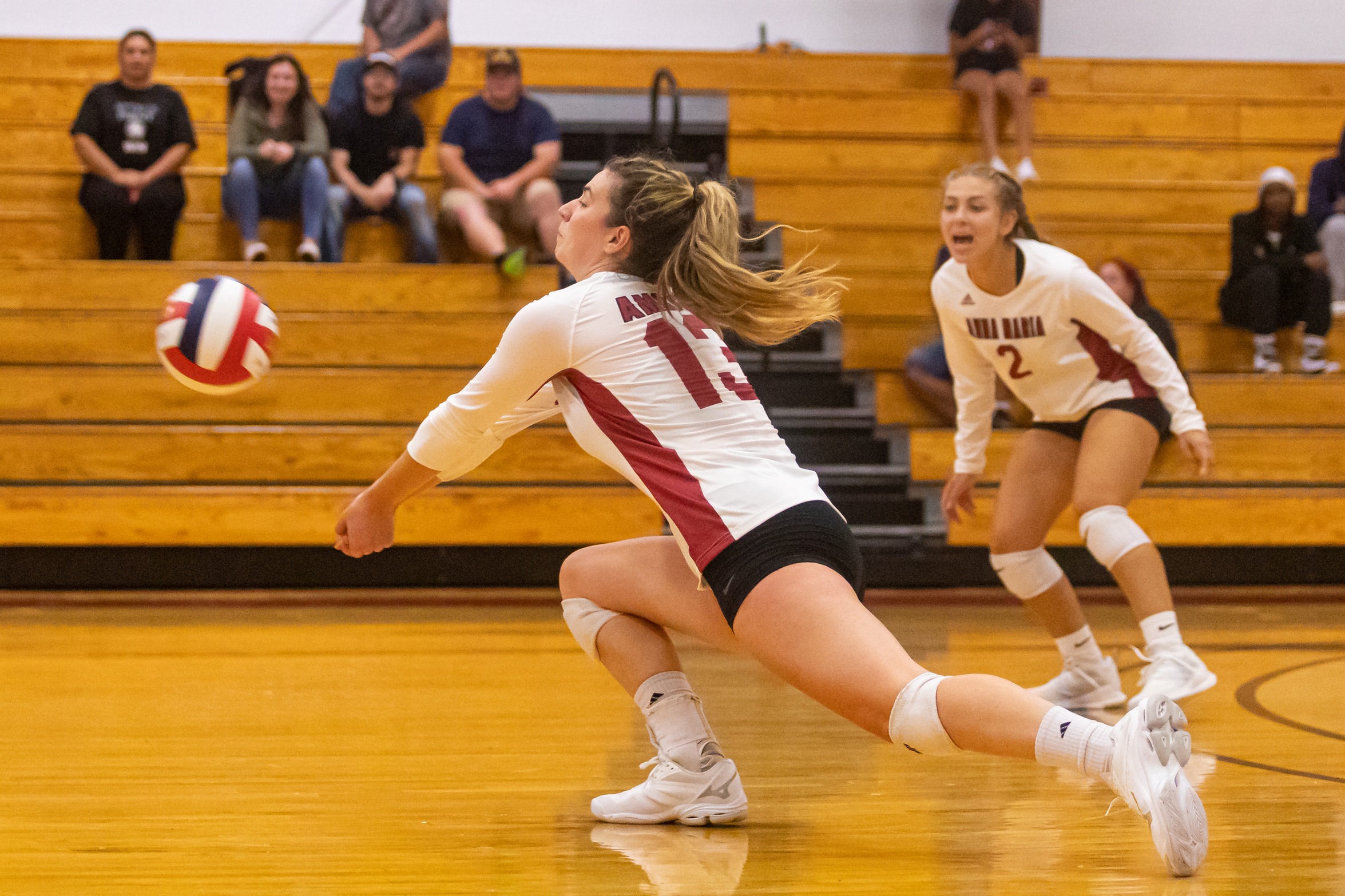 Volleyball Can’t Hold On Against Lancers