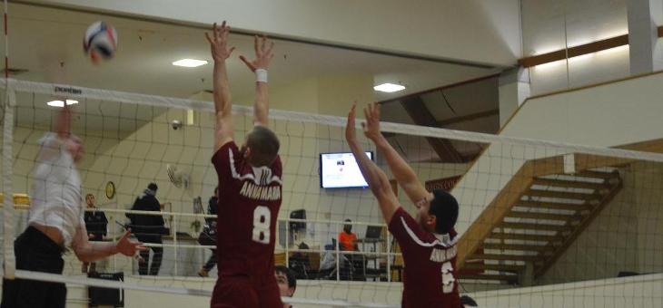 Men’s Volleyball: AMCATS Swept in Tri-Match