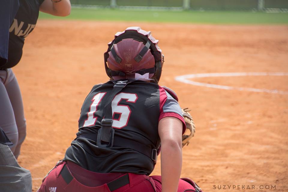 Falcons Sweep ‘Cats in Weekday Conference Doubleheader