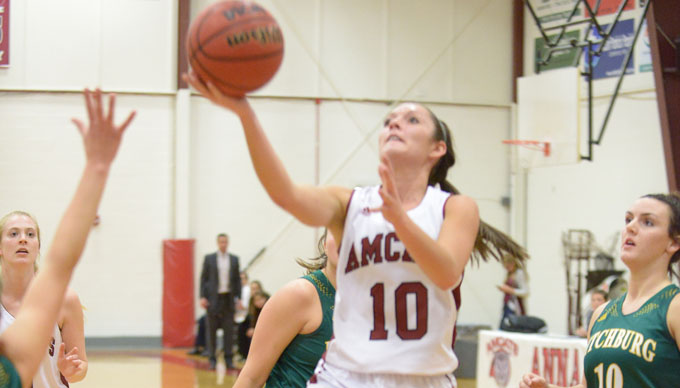 Women's Basketball Comes Up Short at Norwich, 92-70
