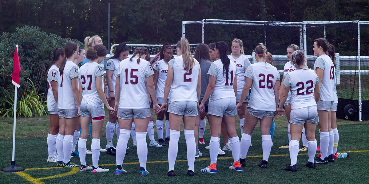 Women’s Soccer Deterred by Falcons