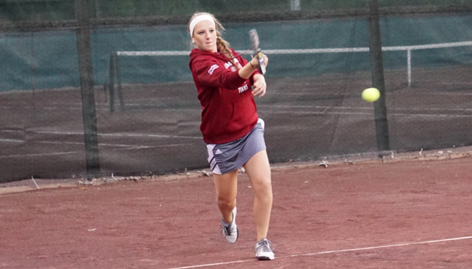 Lynx Leap to 8-1 Win over Tennis