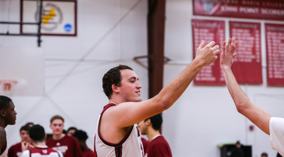 Rapoza Goes Off for 28 Points in Men's Basketball Defeat by Suffolk