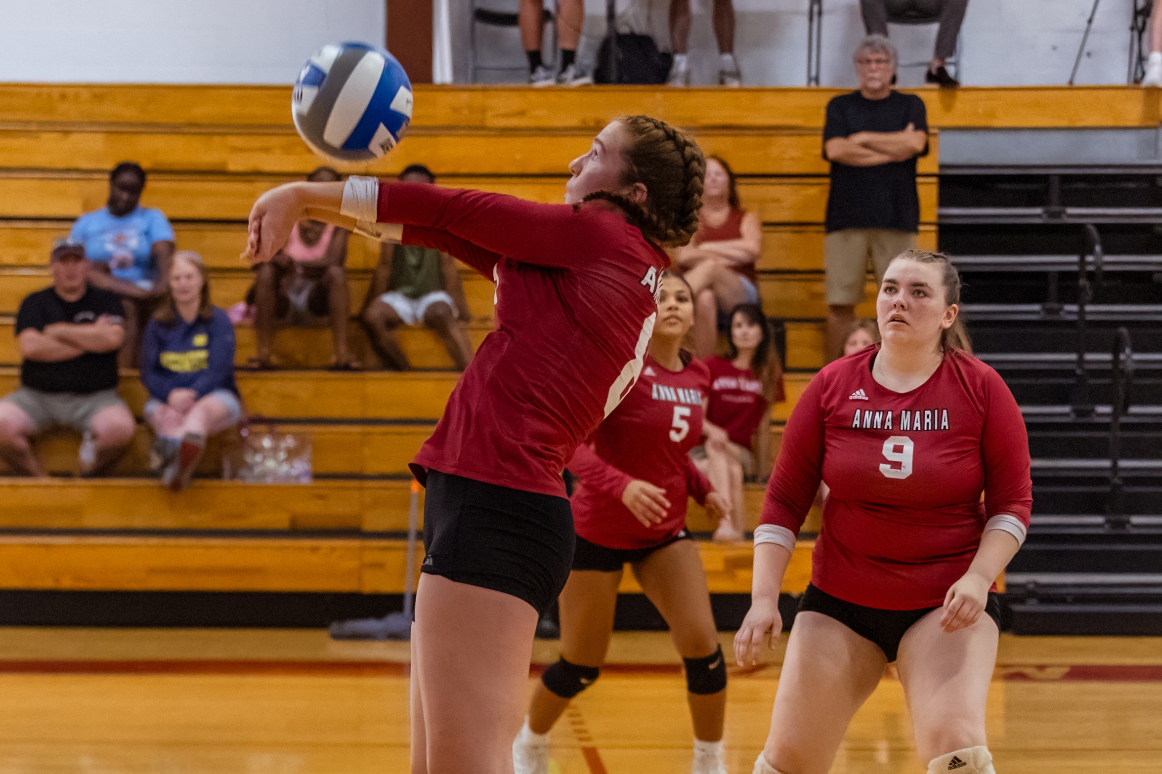 Volleyball Goes 0-2 During Lasell Tri-Match