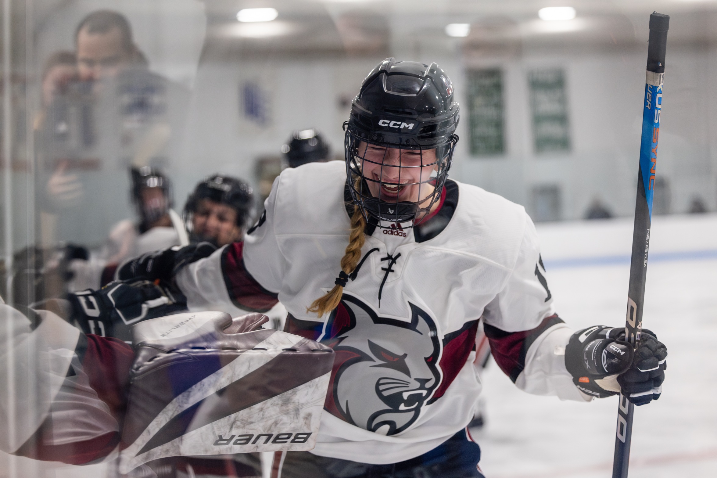 A NIGHT OF FIRSTS AS WOMEN’S HOCKEY SURGES PAST HAWKS