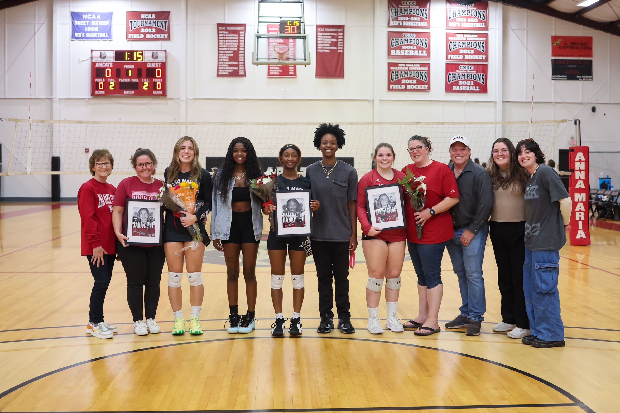 Volleyball Sweeps Bulldogs On Senior Night